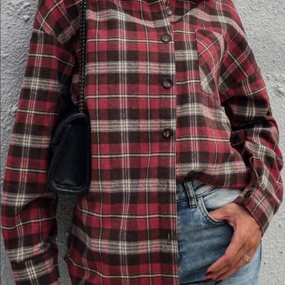 ✨SOLD OUT✨ Plaid Shacket - Picture 1 of 5